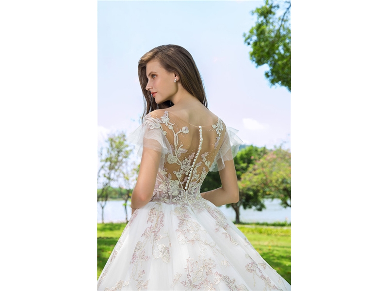 Short Sleeve Sweetheart Neckline Lace Appliqued Crystal Button Back Ball Gown Lace, Tulle