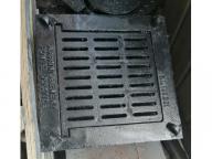 Manhole Cover Siphoidal Device