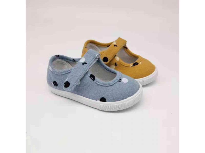 Kids Injection Canvas Casual Shoes Low Price Baby Shoes With Black Dot