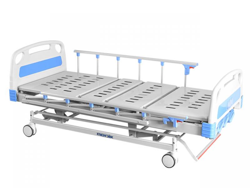 Four Crank Manual Adjustable Hospital Bed