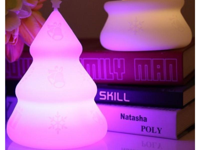 Factory 2019 hot selling silicone portable night light soft and safe for kids