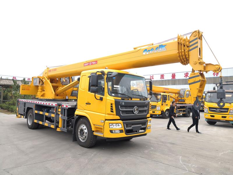 Shaanxi automobile 16 ton truck crane