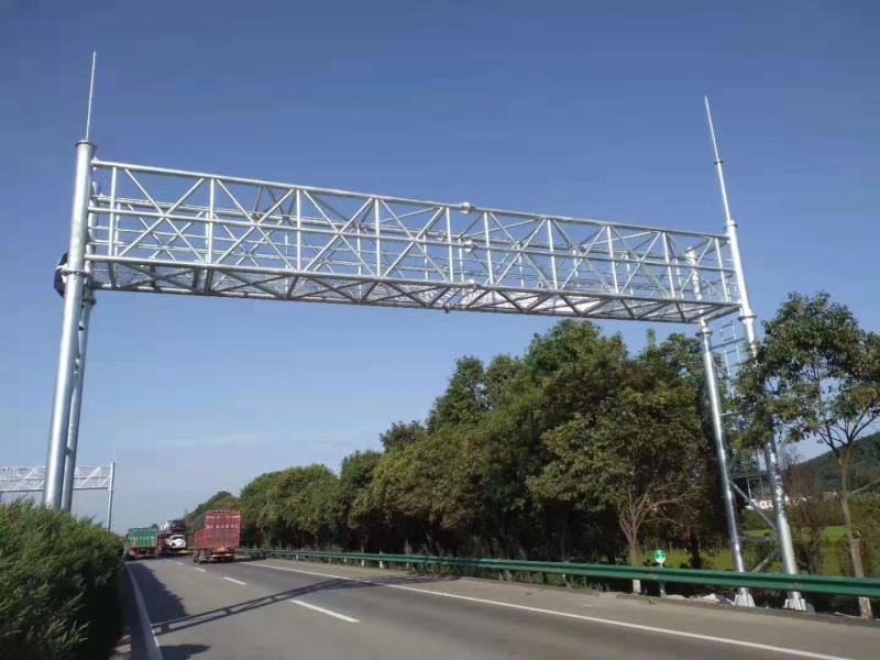 Galvanized Steel  Portal Frame Traffic Sign Traffic Gantry Post