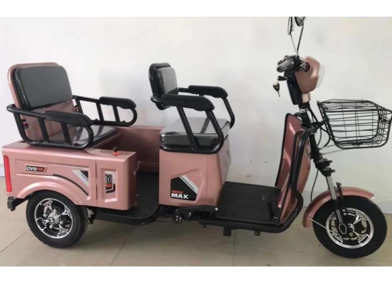 1.5meters Half Peng Electric Tricycle with Lead-Acid Battery