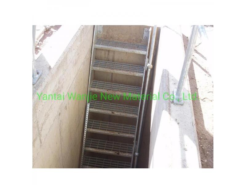 Good Quality Senrrated Non-Slip/Toothed Stair Tread