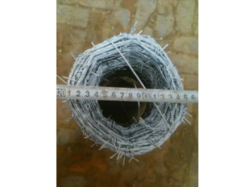 High Quality Barbed Iron Wire