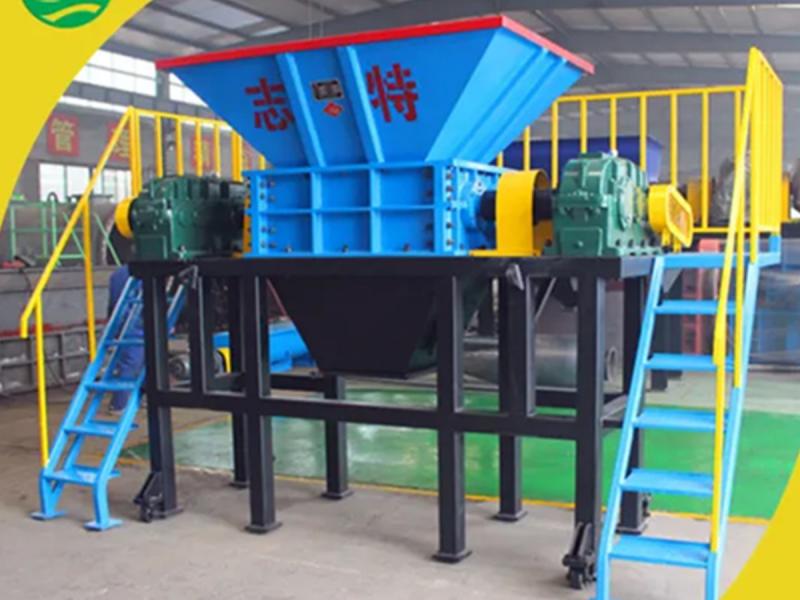 China Factory Recycling Use Mini Plastic Shredder