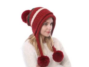 New Fashion Wholesale Warm Knitted Winter Chenille Beanie Cap with Ball